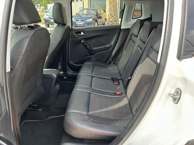 PEUGEOT 2008 GT LINE 1.2 E-THP AUTO SPANISH LHD IN SPAIN 61000 MILES SUPERB 2016